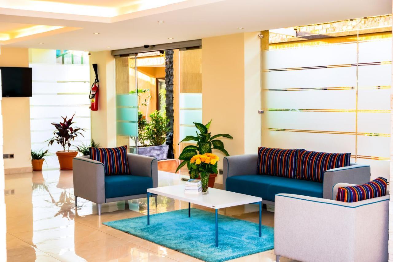 Canary Hotel Кампала Екстериор снимка